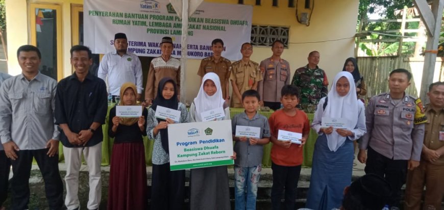Beasiswa Anak Yatim dan Wakaf Tanah Kampung Zakat Diserahkan di Lampung Utara