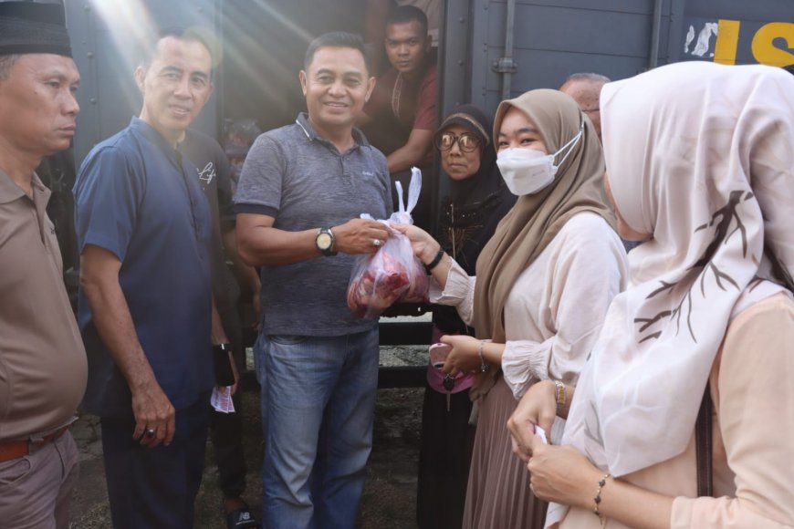 Idul Adha 1446 H, Polres Lampura Potong 3 Sapi & 5 Kambing untuk Qurban